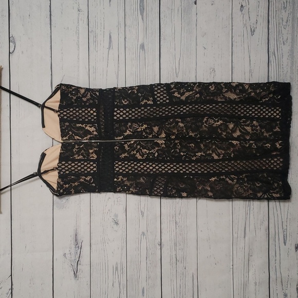 Chelsea From Honey boutique dress - Picture 7 of 8